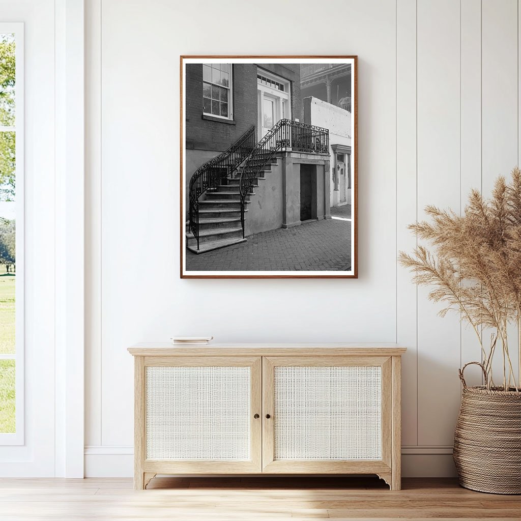 Historic Ironwork in Savannah, GA - 1850 Architecture