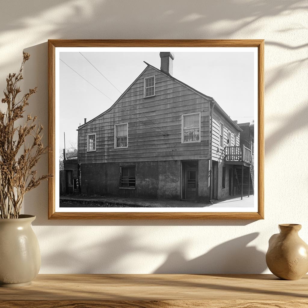 Historic Residence in Savannah, Georgia, 1820 (Demolished 19