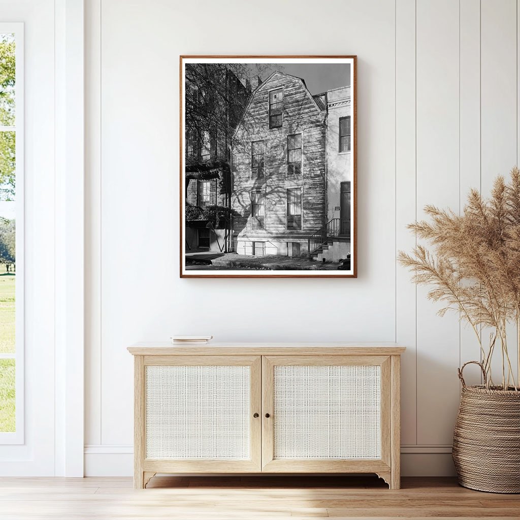 Historic House in Savannah, GA (1790) - Carnegie Survey