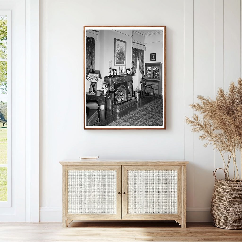 Early 20th Century Savannah Interior Photo, Georgia 1957