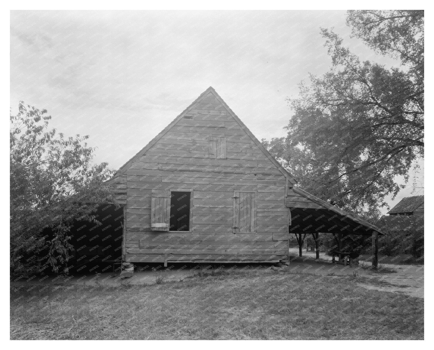 Vintage Barn Photo, Wilkes County, Georgia 20th Century