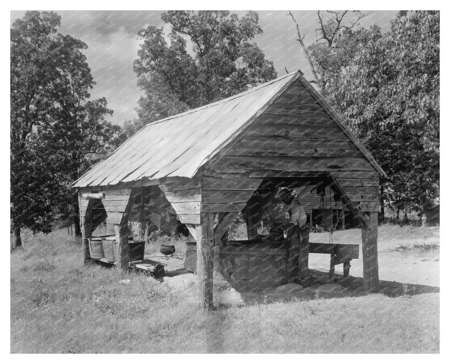 Well House in Washington, GA - Early 20th Century Photo