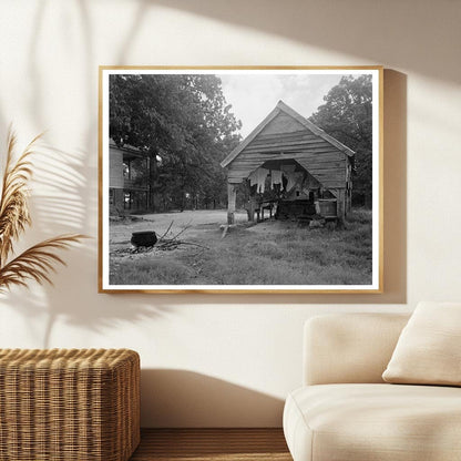 Vintage Well House in Washington, GA - Early 20th Century