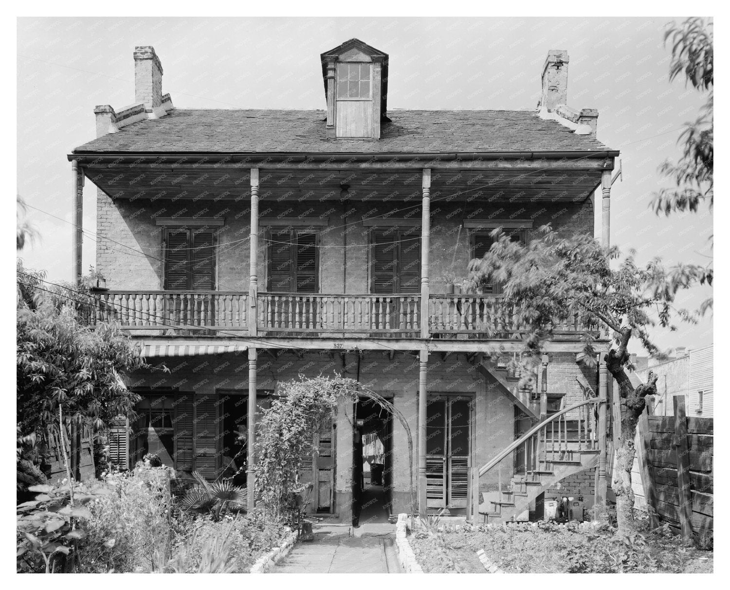Vintage New Orleans Architecture, 20th Century