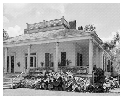 1853 Neo-Classical Cottage in Franklin, Louisiana Image
