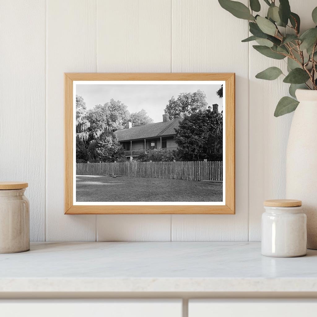 Louisiana Architecture 1900: Vintage Wooden House Photo
