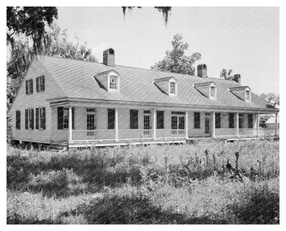 1850 Building in Patterson, Louisiana - Vintage Photograph