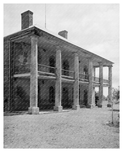 Historic Mansion in Sunset, LA - 1831 Architecture