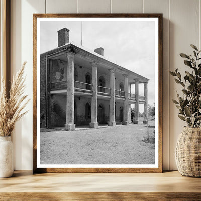 Historic Mansion in Sunset, LA - 1831 Architecture