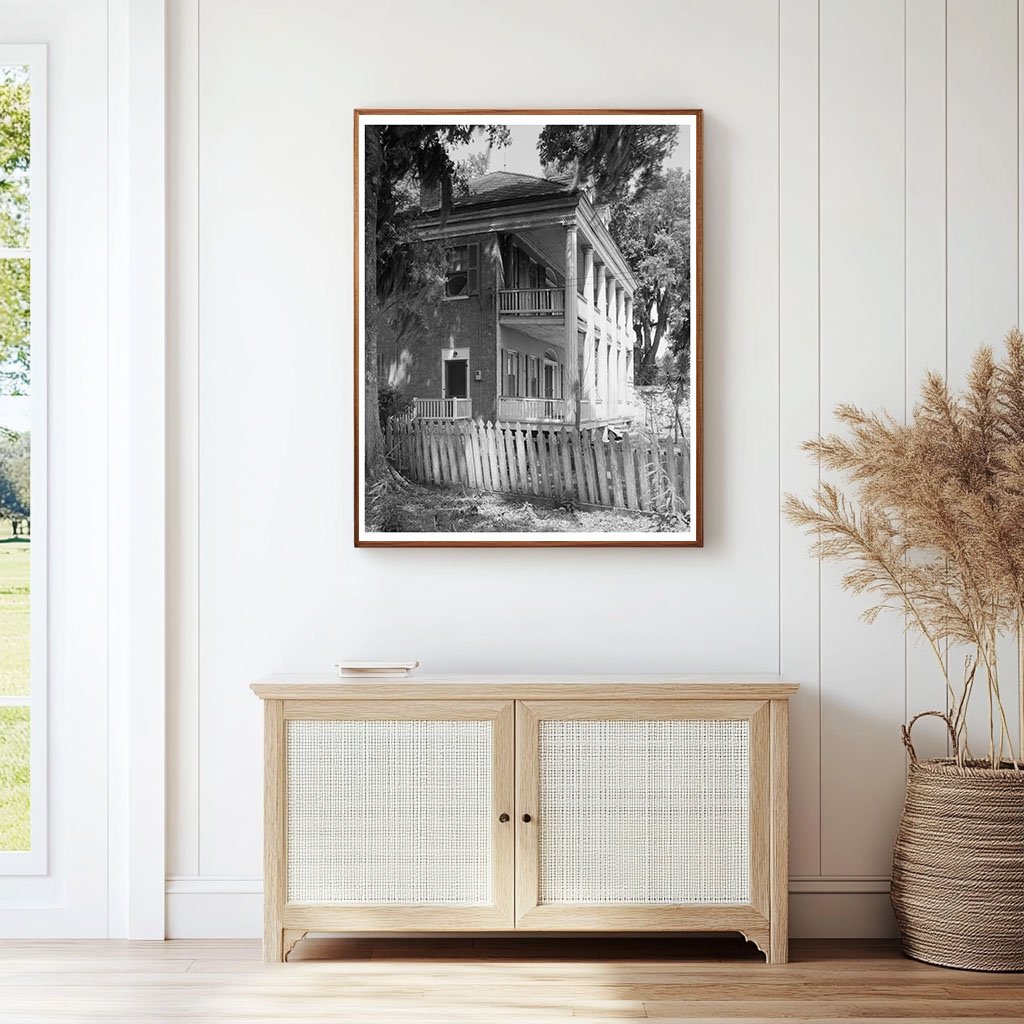 Historic Building in Convent, LA - 1830 Photo Archive