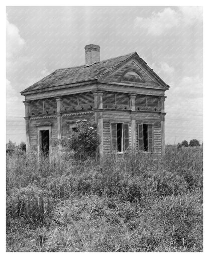 Vintage Abandoned Structure in St. John Parish, LA, 1930s