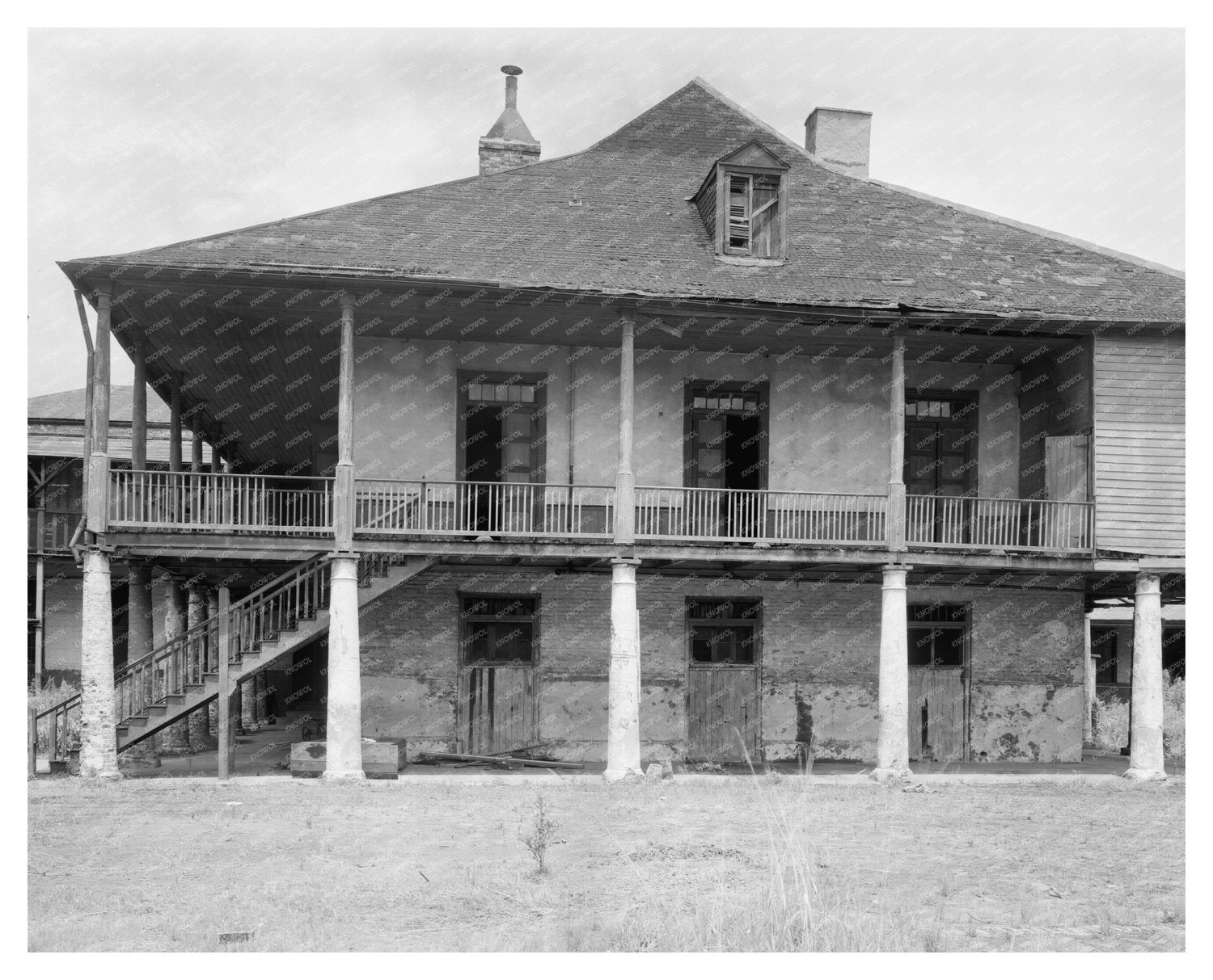 New Orleans Architecture: Vintage Photo from 1950s