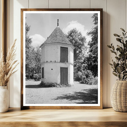 Vintage Architecture in New Roads, LA - 20th Century