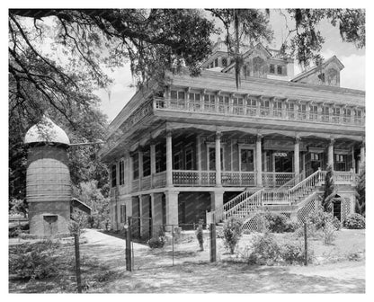 Steam Boat Gothic Architecture in Reserve, LA (1849-1850)