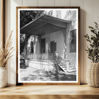 Historic Cottage in Clinton, LA - 1838 Architecture