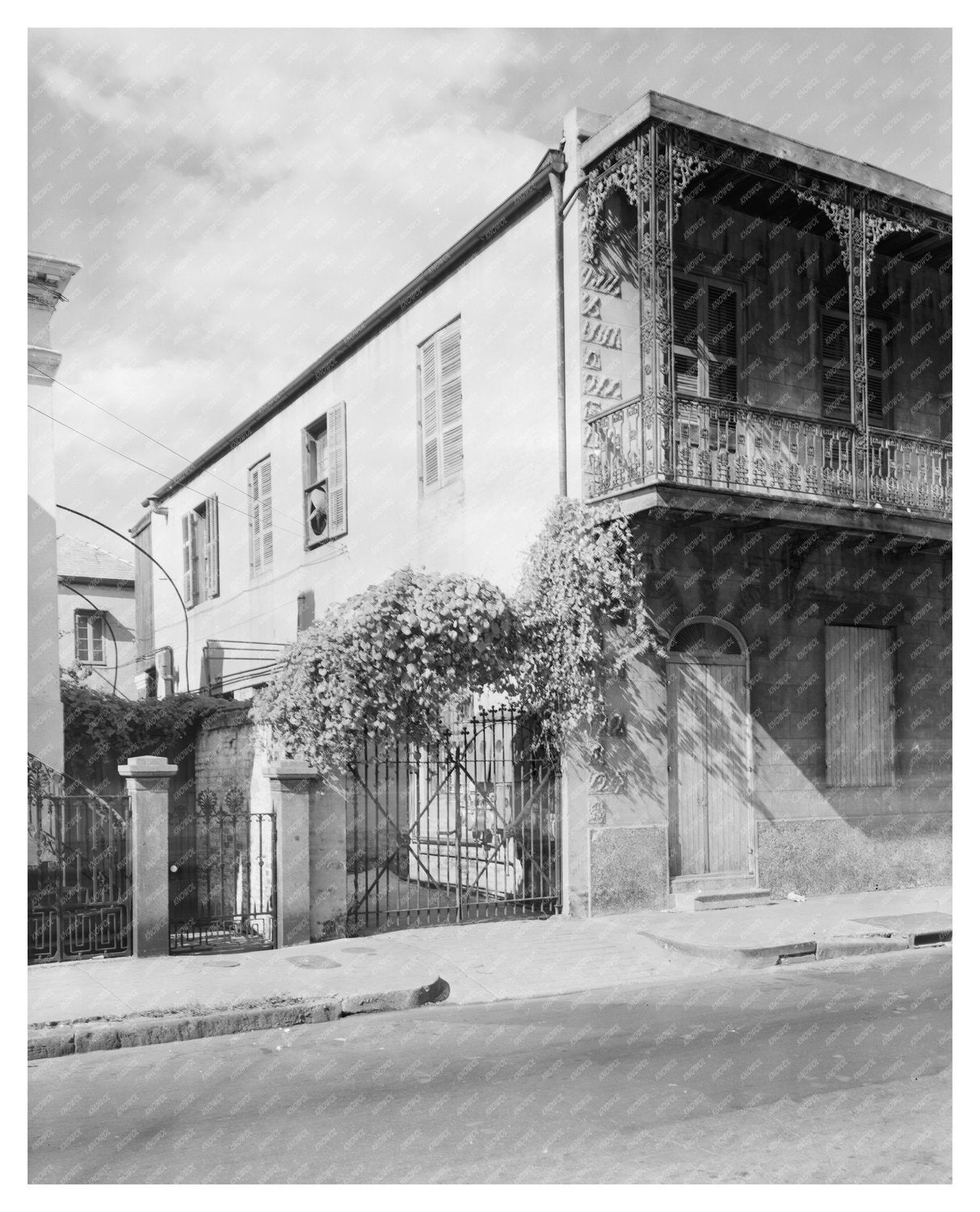 Vintage New Orleans Architecture Near Beauregard House 1920s