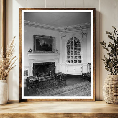 Historic Manor House in Laurel, Maryland - 20th Century Photo - view 2