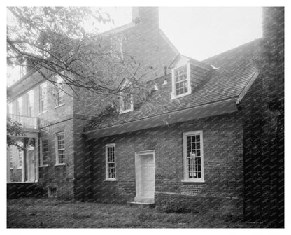 Historic House in Easton, Maryland - Built 1743