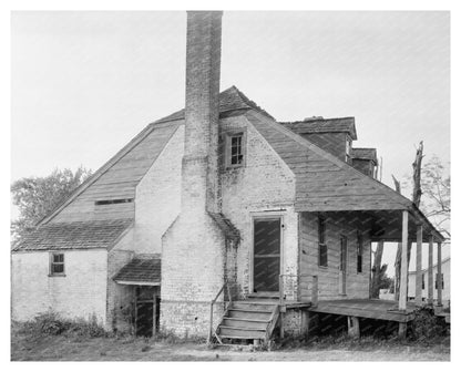 Historic Farmhouse in Hermanville, MD - 1674 Architecture