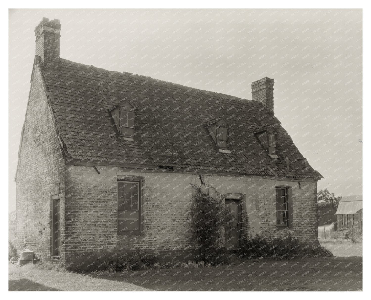 Historic Structure in California, MD (Late 17th Century)