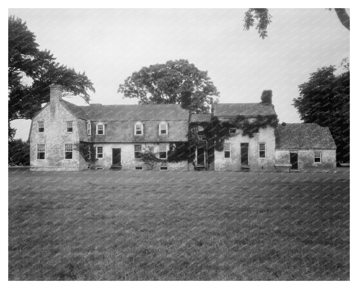 Historic Residence in Oxford, MD (1670) - Vintage Photo