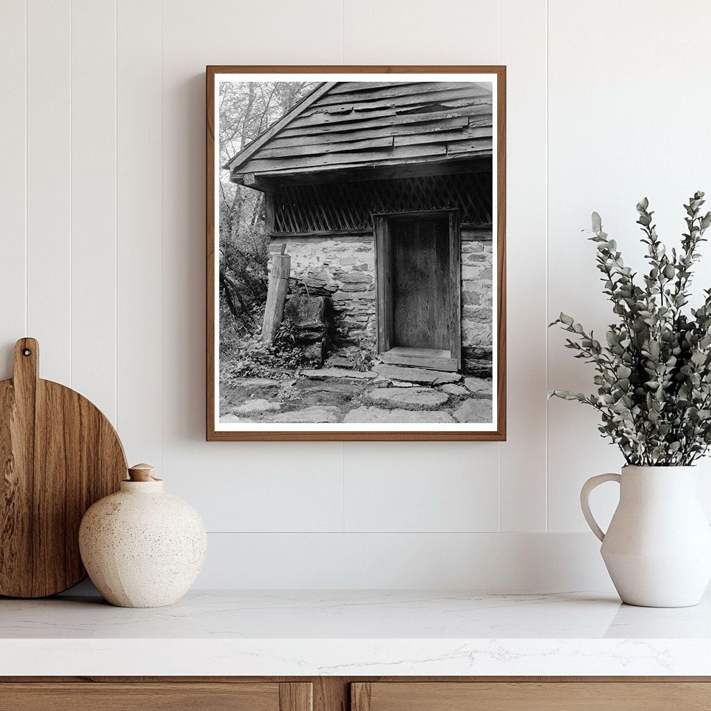 Hickory Nut Gap, NC Stone Building Photo, 1804