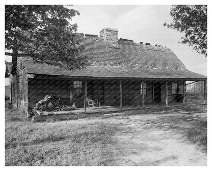 Saddle-Bag House in Blowing Rock, NC - 20th Century Photo