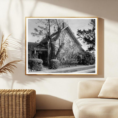 Vintage House in Beaufort, NC - Carnegie Survey 20th Century