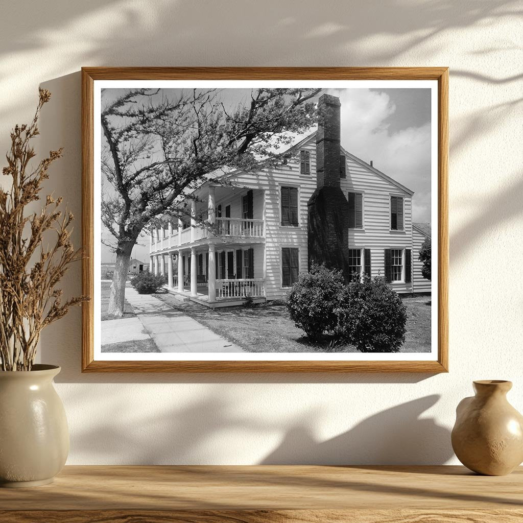 Vintage Tavern Photo, Beaufort NC, Early 1900s
