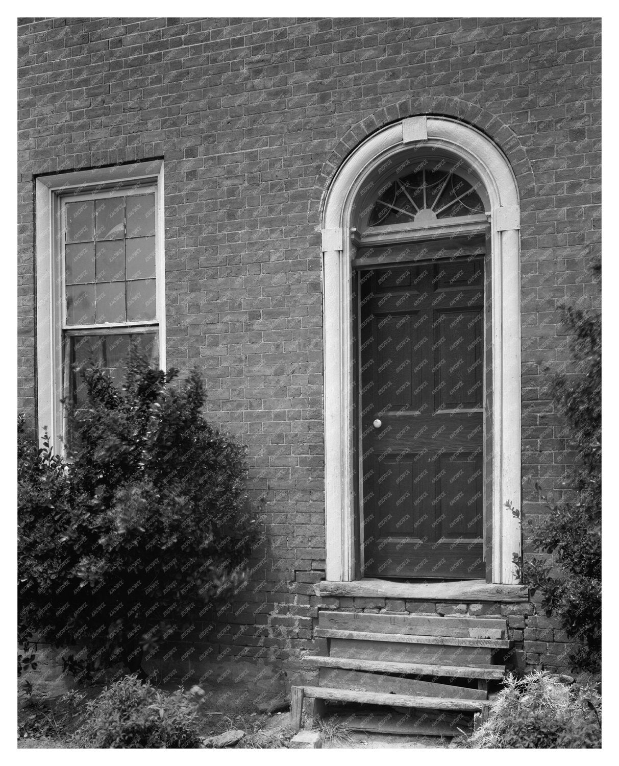 Historic Doorway in Yanceyville, NC | 1833 Architecture