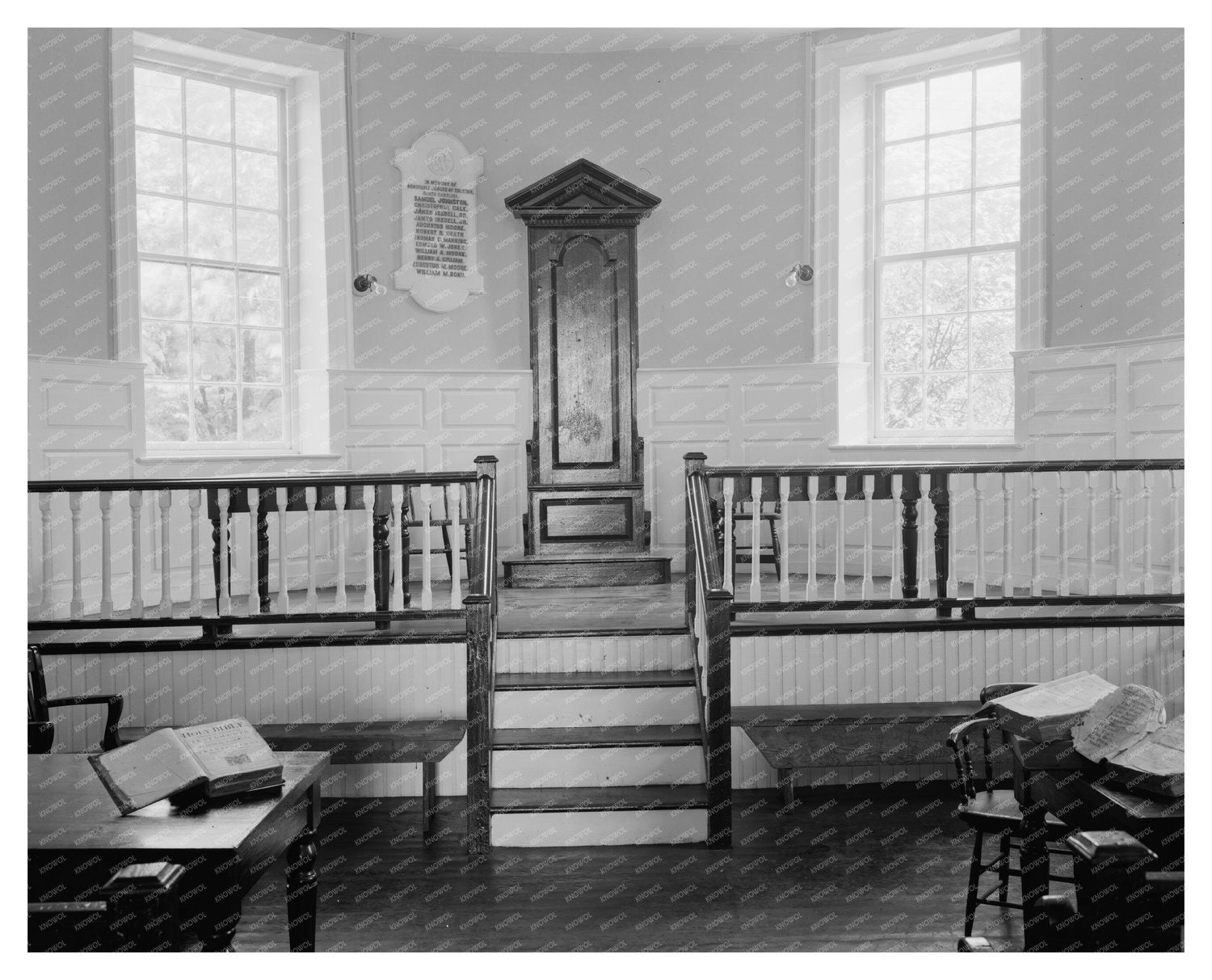 Edenton NC 1767 Courthouse: Historic Landmark Photo