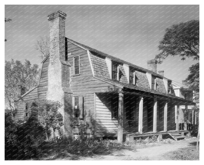 Historic Gambrel Roof House, Edenton NC, 1767