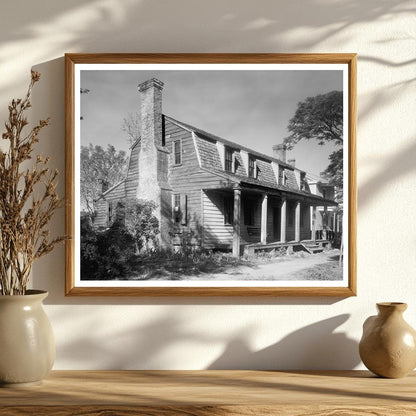 Historic Gambrel Roof House, Edenton NC, 1767