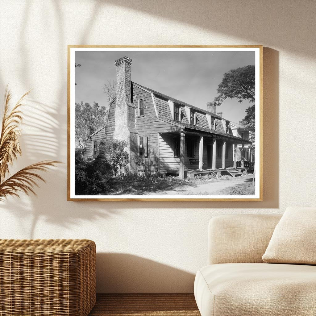 Historic Gambrel Roof House, Edenton NC, 1767