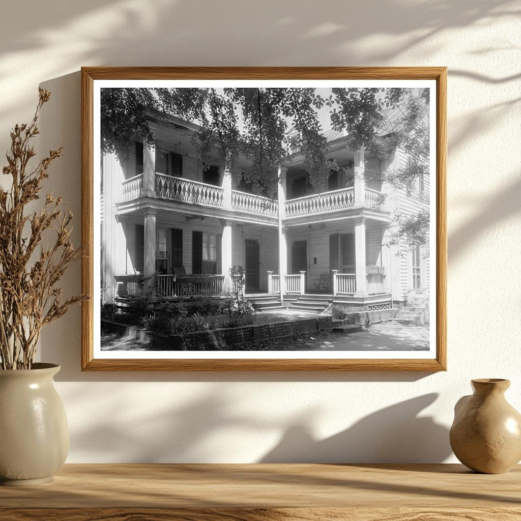 Vintage House in New Bern, NC - Early 19th Century Architect