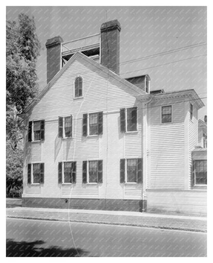 Vintage 1900s House in New Bern, NC - Historic Photo