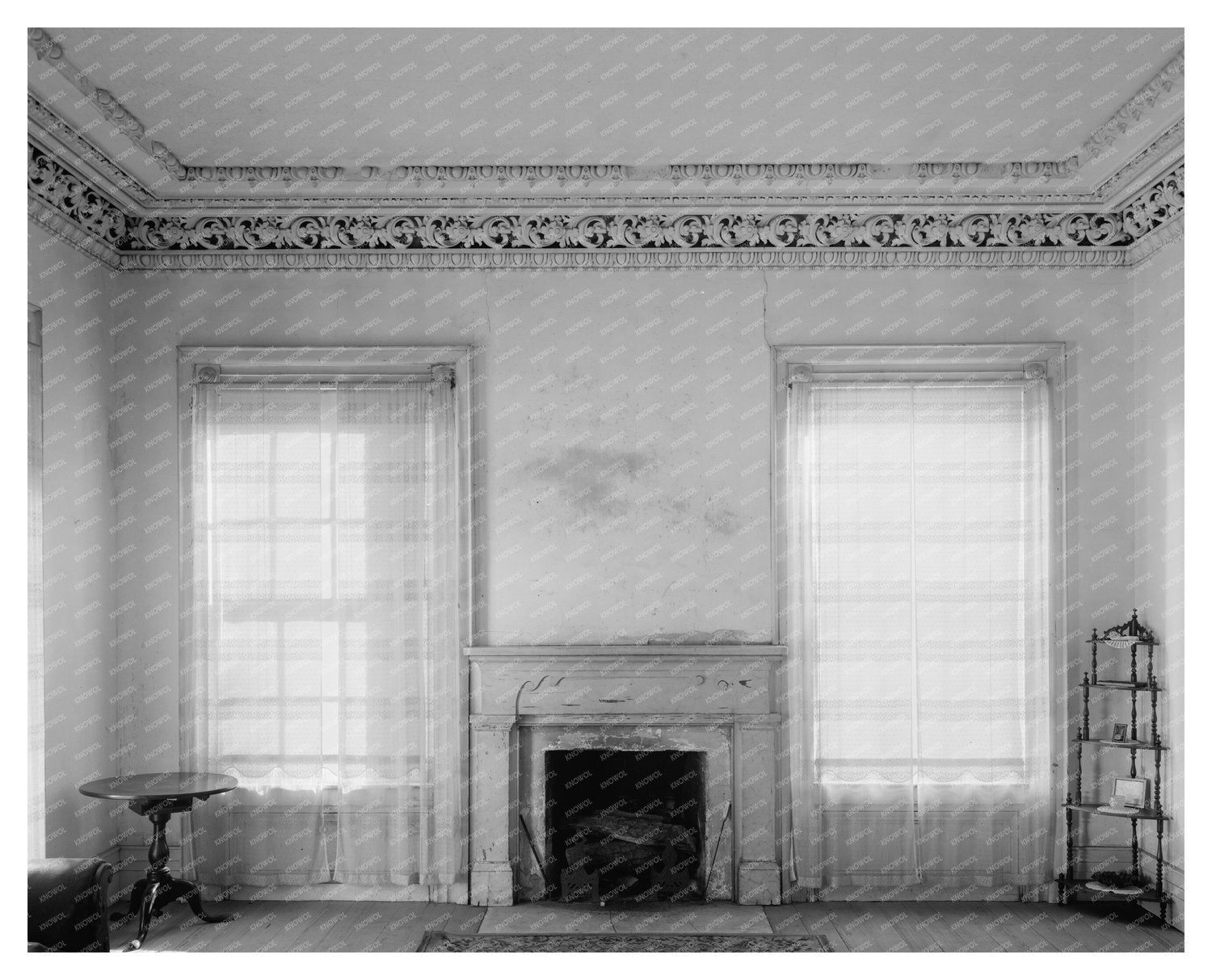 Buck Hill, Duplin County, NC: Vintage 20th-Century Interior