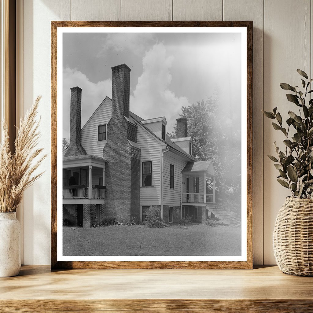 Historic Home in Louisburg, NC - Mid 20th Century Photo