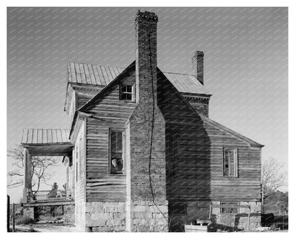 Historic Old House in Airlie, NC - 1941 Photo Archive