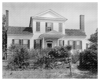 Vintage Farmhouse in Halifax County, NC - 1941 Photo