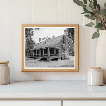 1760 Historic Building in Aventon, NC - Architectural Herita