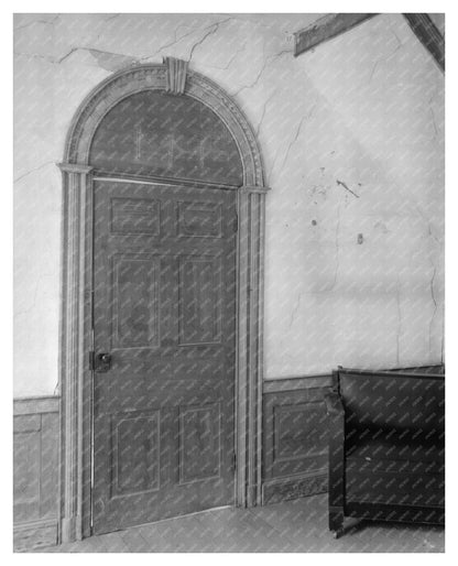 Vintage Architecture in Aventon, NC - Early 20th Century