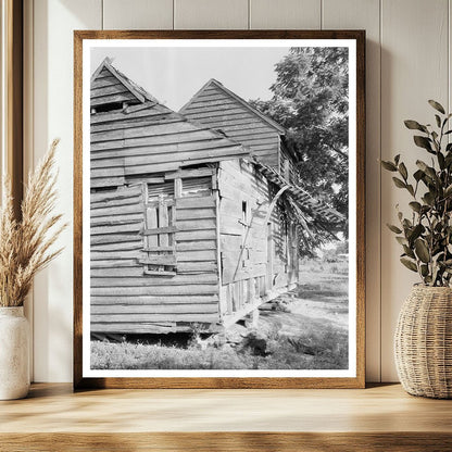 Vintage Plank Building in Nixtonton, NC, Early 20th Century