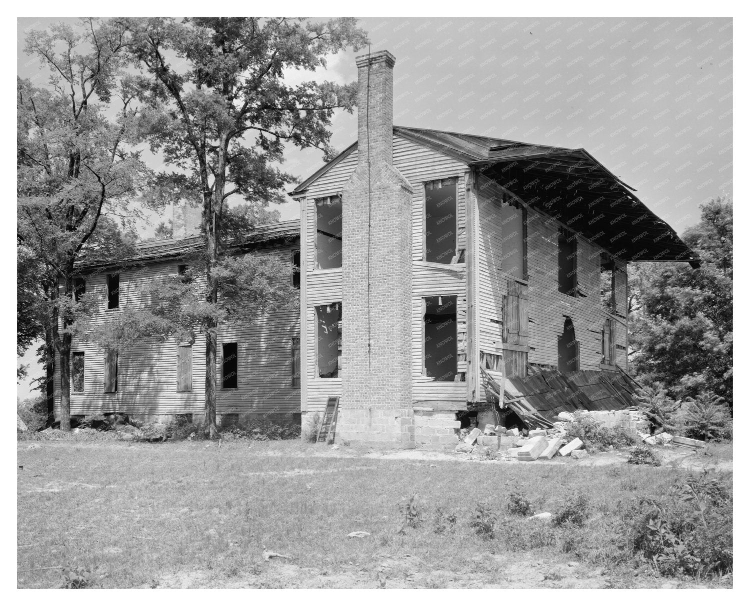 Abandoned House in Warrenton, NC - Vintage Photo 1941