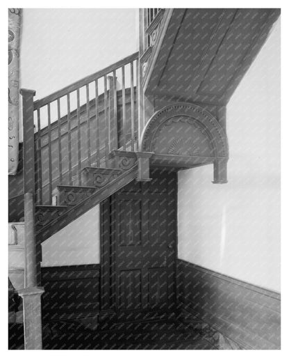 Vintage Staircase in Warrenton, NC - Early 20th Century