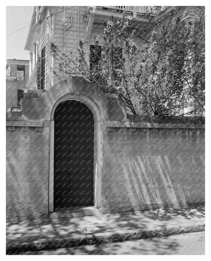 Charleston SC Gate Photo from Early 20th Century