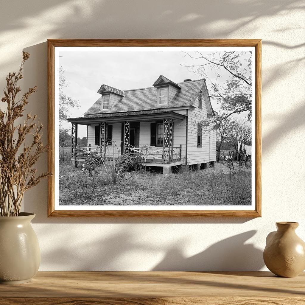 Georgetown SC Architecture: Vintage Cabin Photo 1953