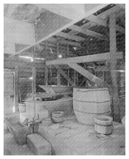 Lee Mont Milling Machines, Accomack County, VA, 1980s