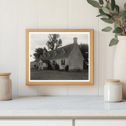 Historic Quinby Home, Virginia, 1673 - Vintage Photograph