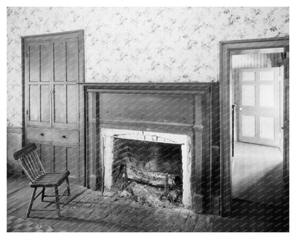 Browns Cove, VA Vintage Architecture Photo, 1953 Collection